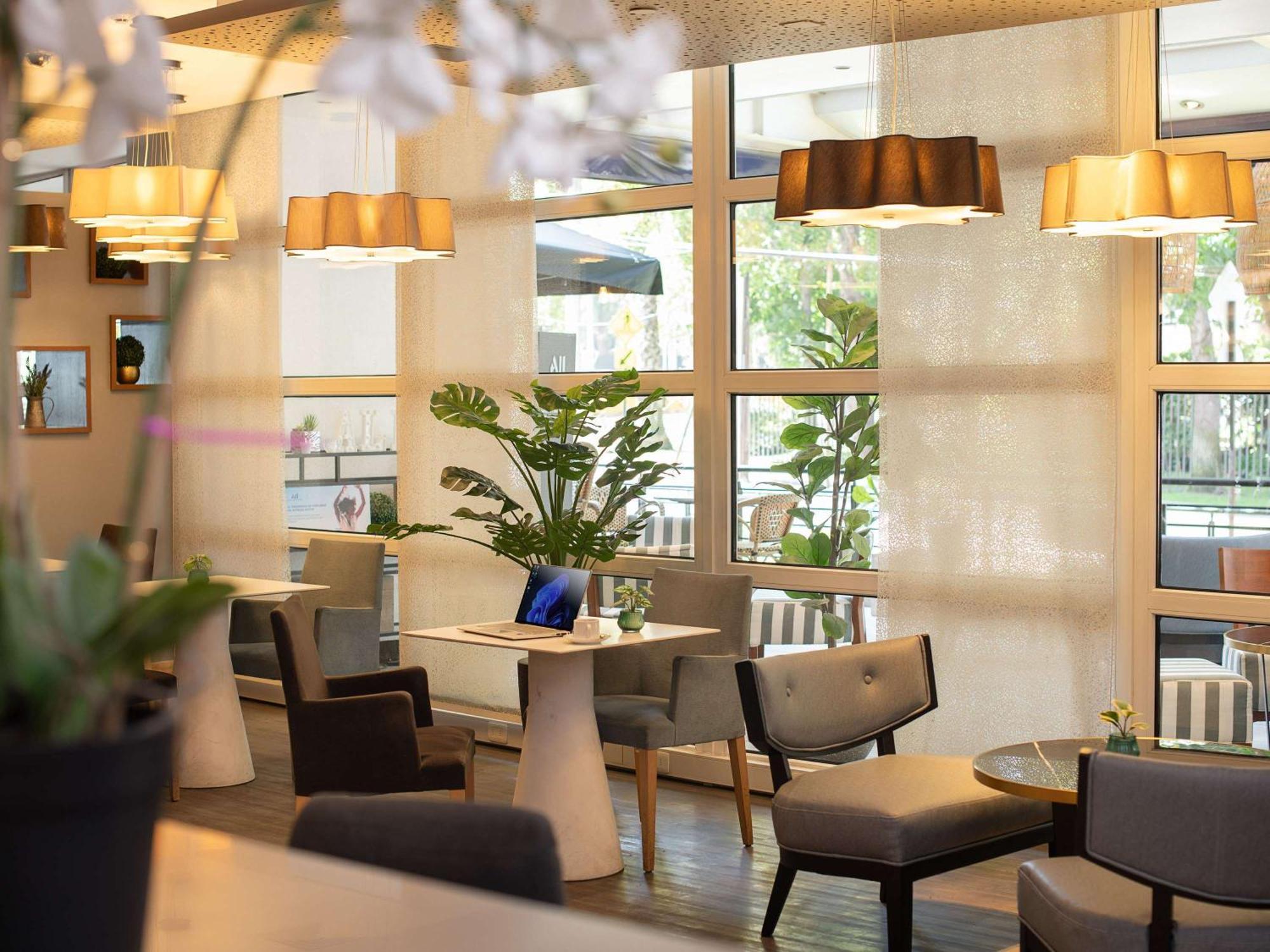 Novotel Santiago Vitacura Exterior foto