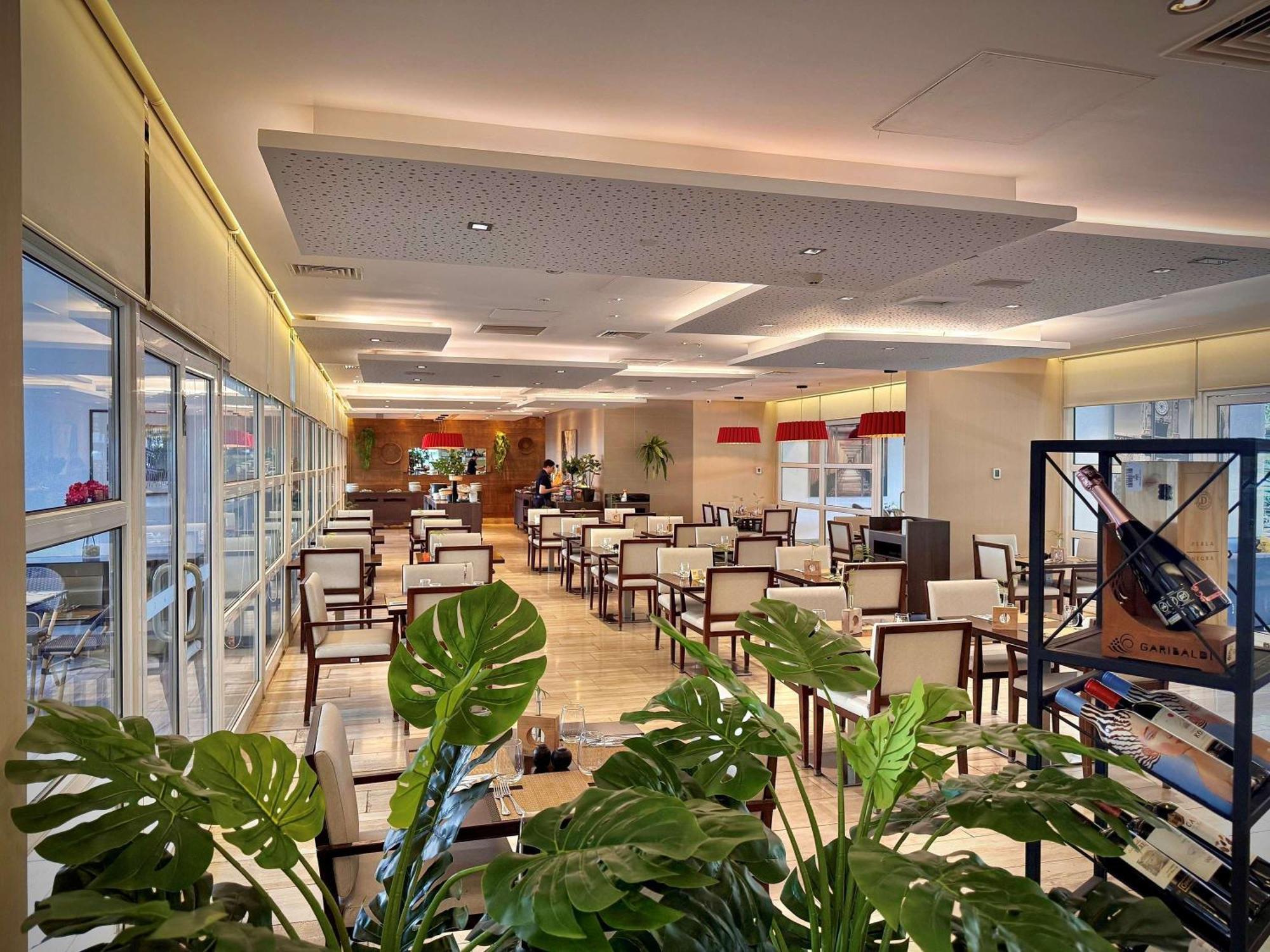 Novotel Santiago Vitacura Exterior foto