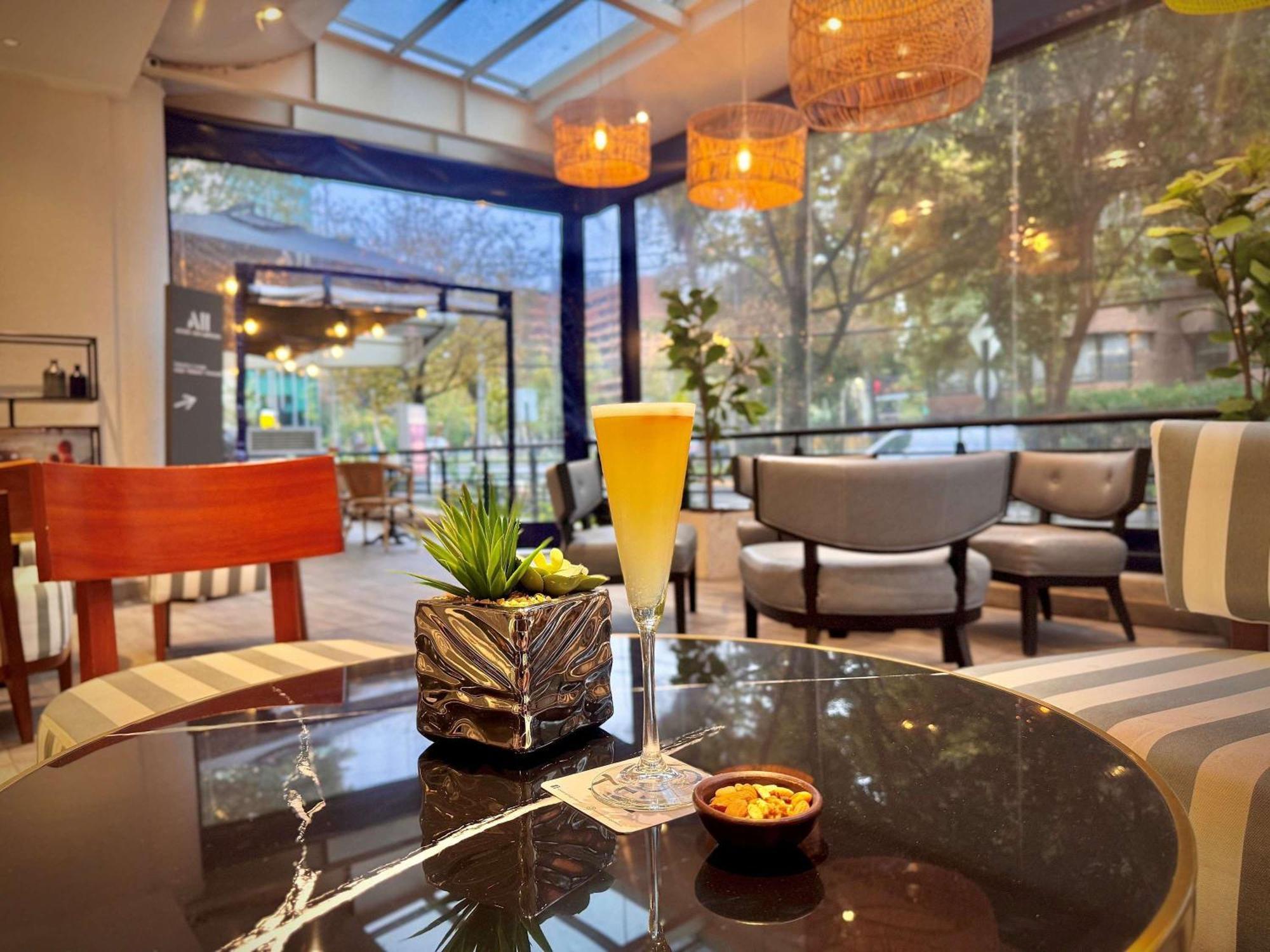Novotel Santiago Vitacura Exterior foto