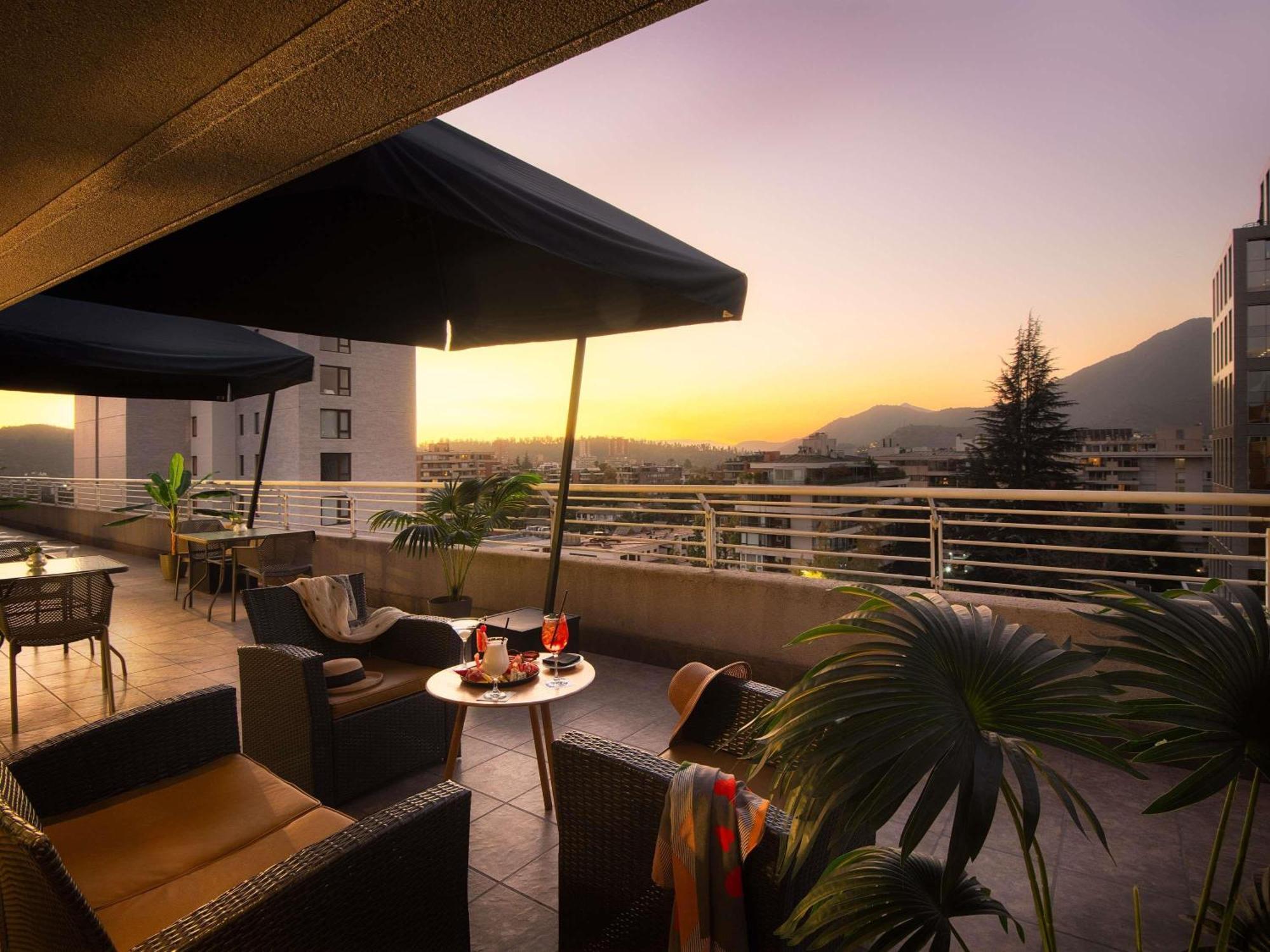 Novotel Santiago Vitacura Exterior foto